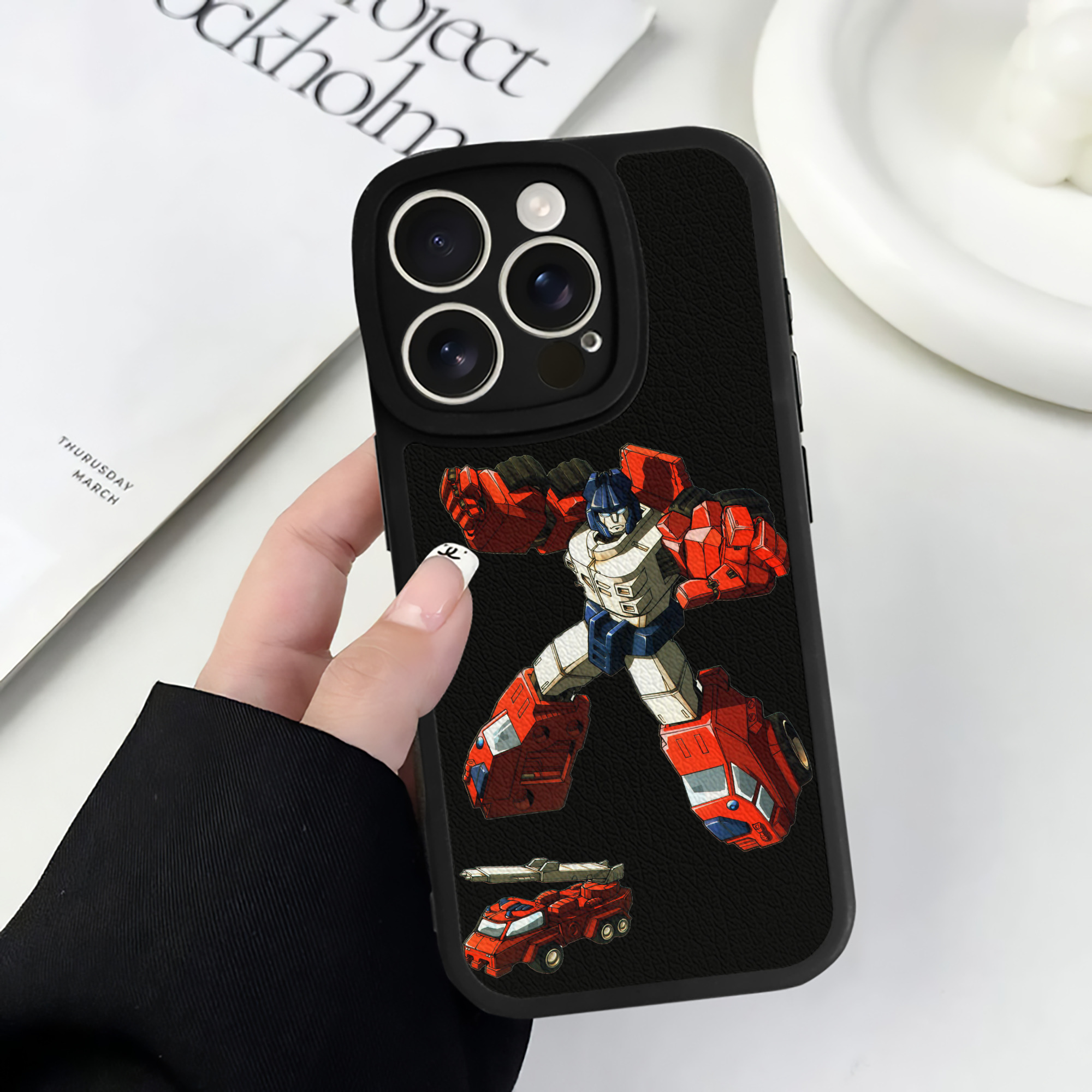 （画像用）  【iPhone 16シリーズ対応】シリコンスマホケース（レザー調） 材質：シリコン